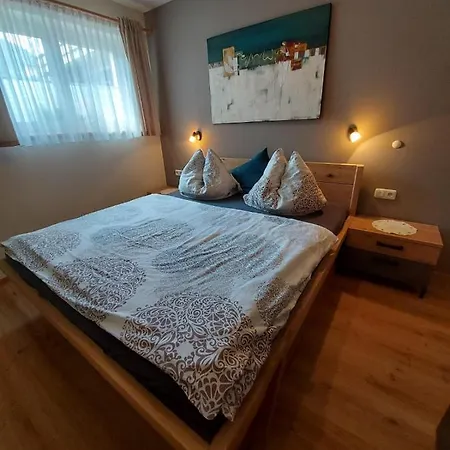 Alexandra アパート Neukirchen am Großvenediger