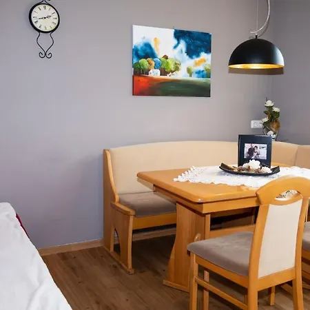 アパート Alexandra *